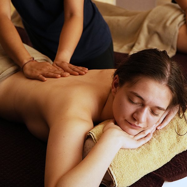 Sağlıklı Bir Yaşam Tarzı İçin Spa ve Masajın Rolü
